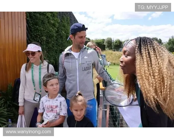 德约回忆贫困童年：父亲为梦想向黑帮借钱全家仅剩10美元